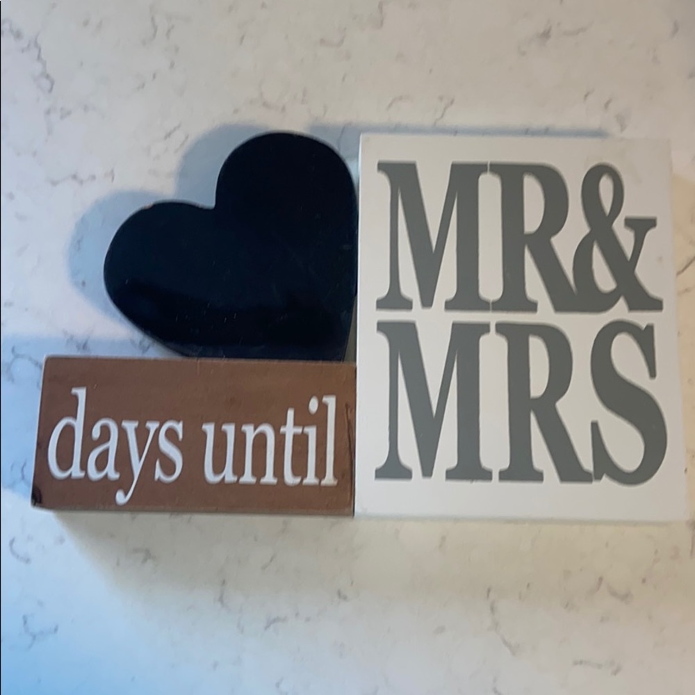 New!! Mrs and mr countdown